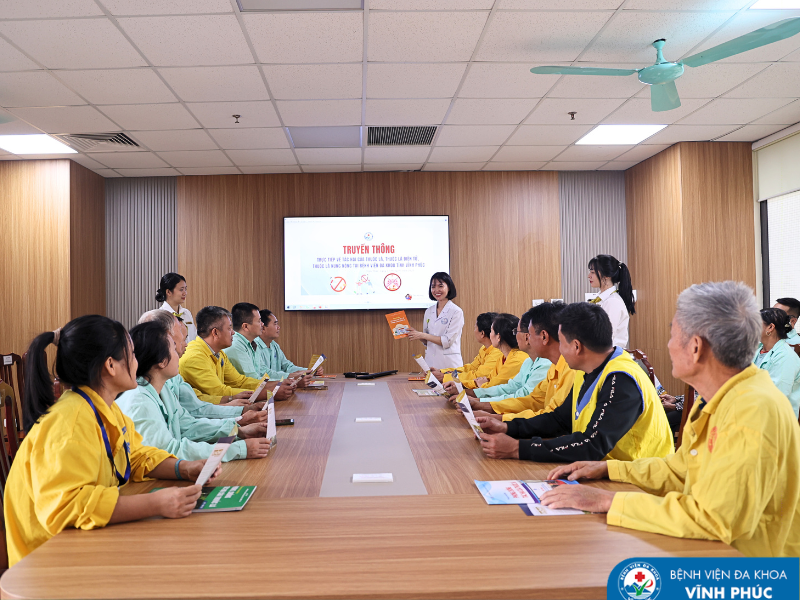 Khói thuốc lá – mối nguy đối với sức khỏe và nỗ lực xây dựng môi trường bệnh viện an toàn