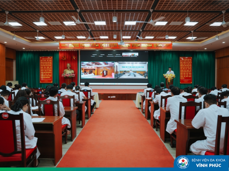 Hội thảo khoa học: “Các biện pháp phòng ngừa nhiễm khuẩn vết mổ”