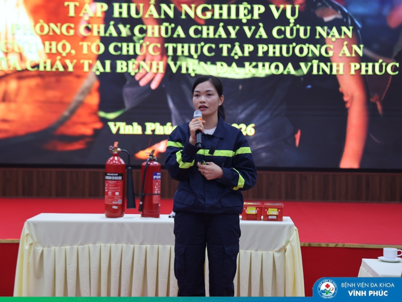 Bệnh viện Đa khoa Vĩnh Phúc: Tổ chức tập huấn nghiệp vụ phòng cháy, chữa cháy và cứu nạn cứu hộ cho toàn thể nhân viên